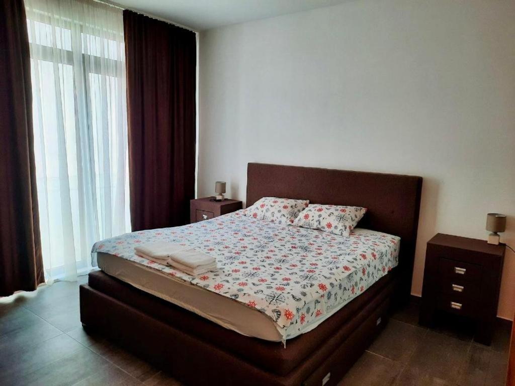 Apartments Joy Herceg Novi Esterno foto