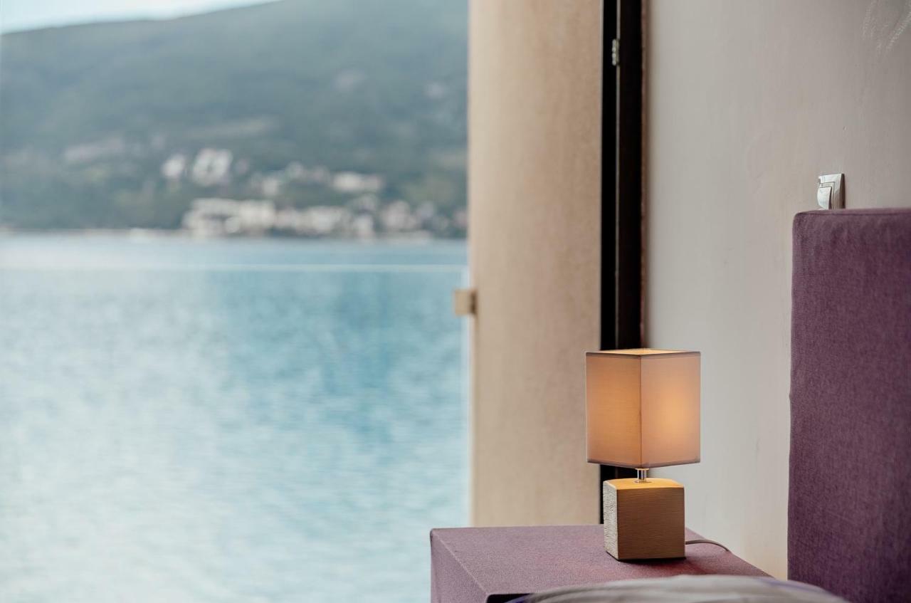 Apartments Joy Herceg Novi Esterno foto